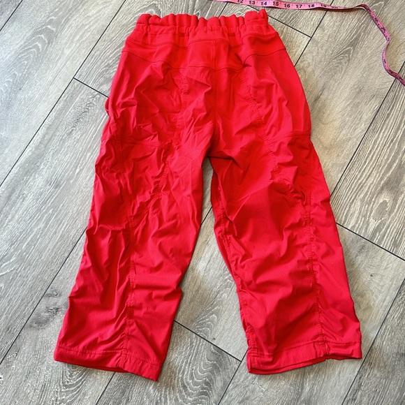 Lululemon Capri Pants 👖 - Picture 4 of 8